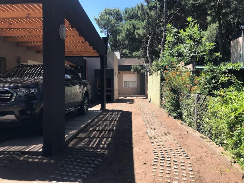 Cabañas Sendero de Pinos - Alquileres RV Nature lodge in Buenos Aires Province