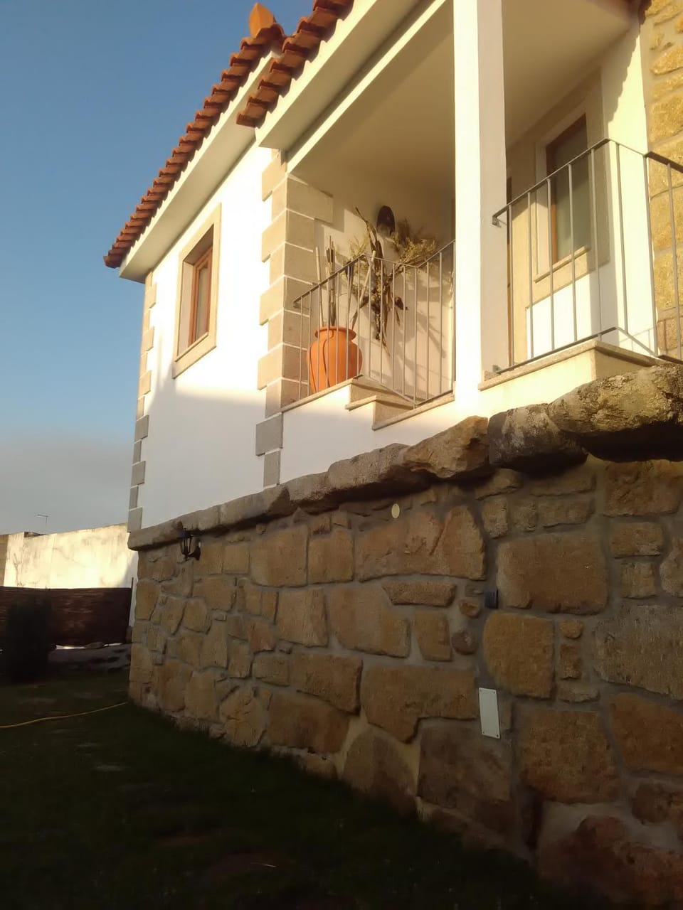 Property building, Facade/entrance, Bird's eye view, Floor plan