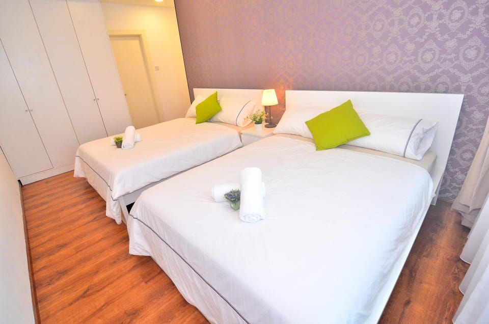 Family & Group Spacious Suite at Vivacity Rise & Shine Apartment in Kuching