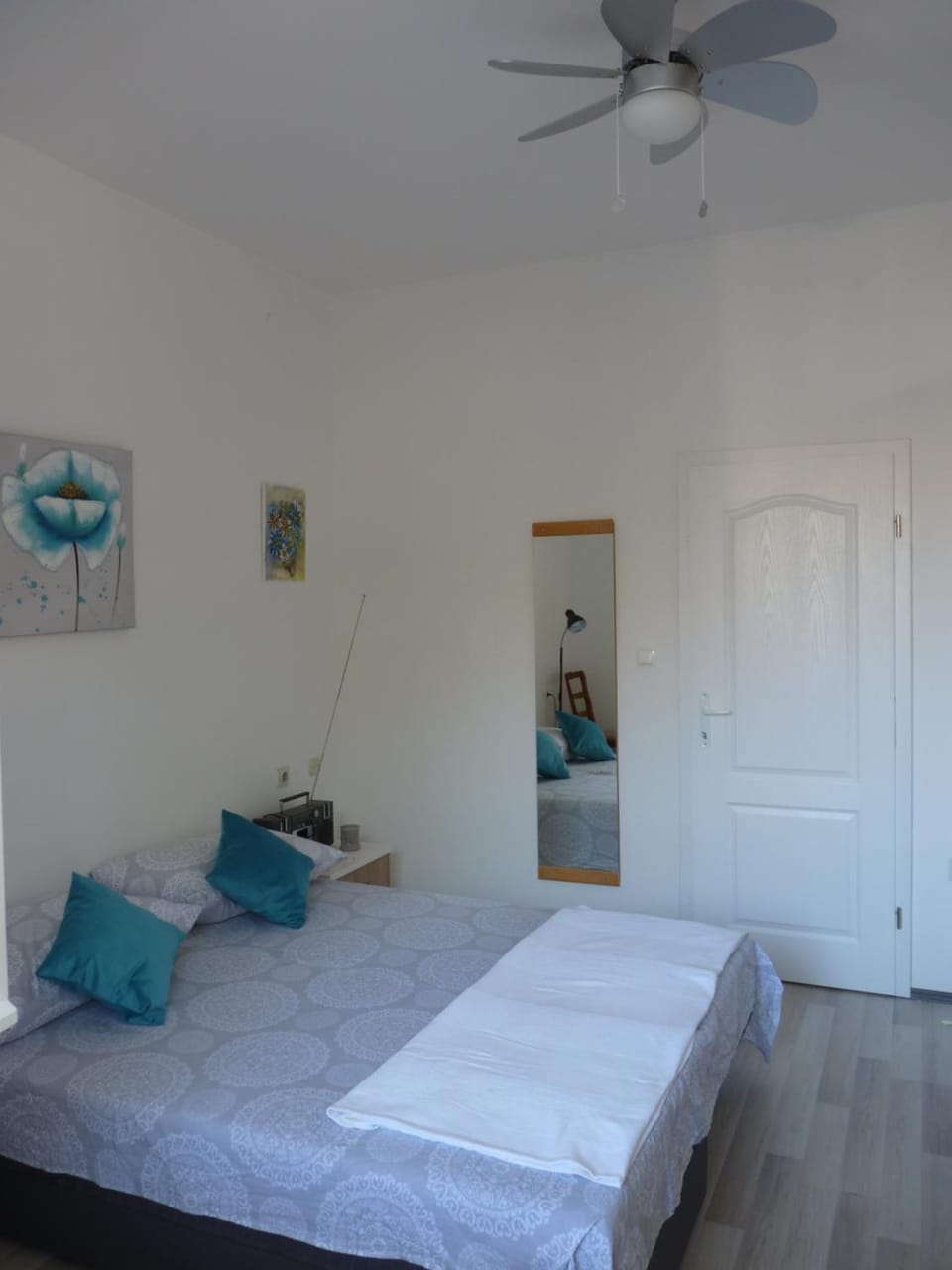 Living room, Bedroom