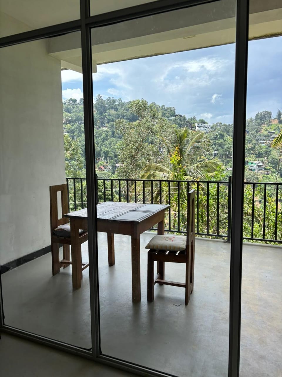 Rawana Rock Road Home Vacation rental in Ella