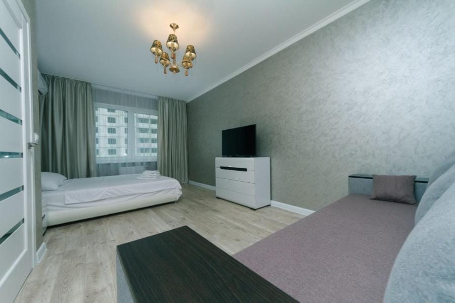 Sofii Rusovoi 3v Apartment in Kiev City - Kyiv