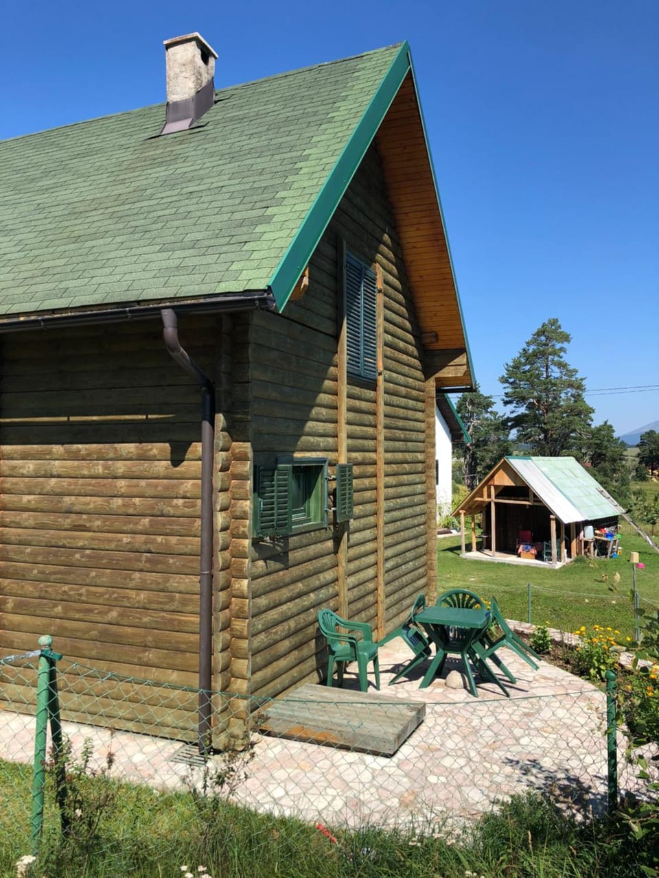 Patio, BBQ facilities