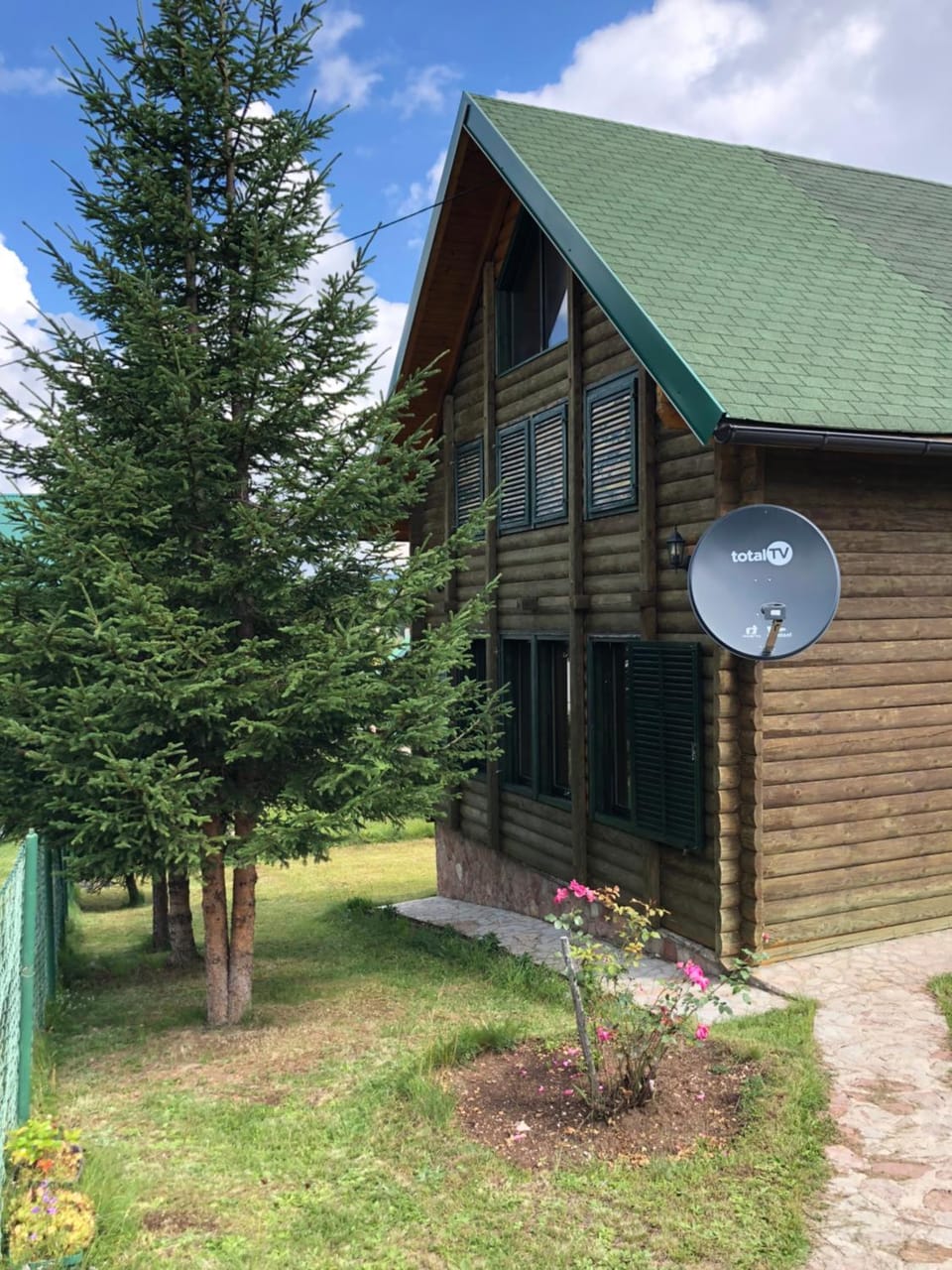 Property building, Garden