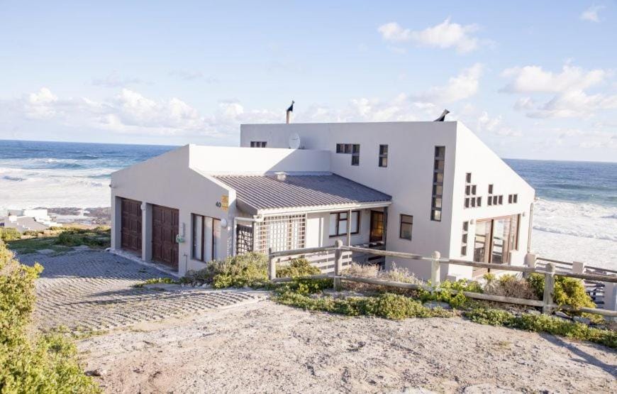 Property building, Sea view