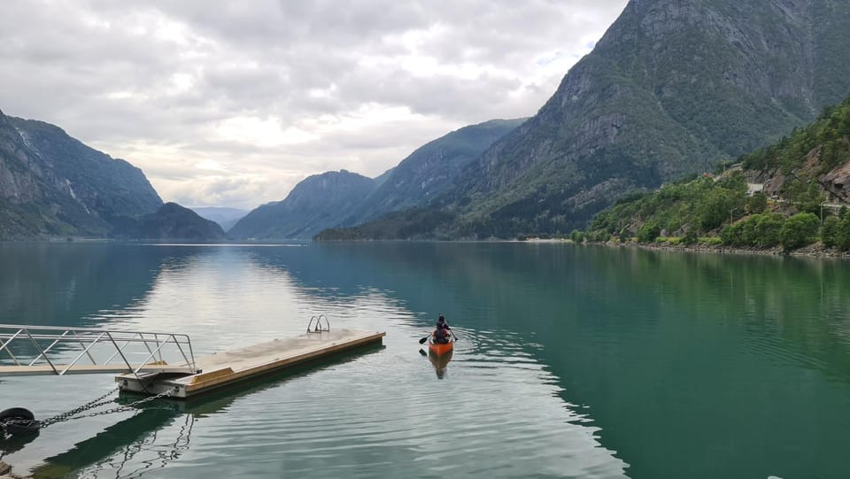 Canoeing, Lake view, Mountain view