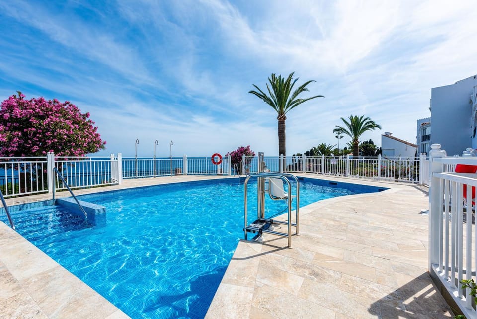 TUHILLO 3B MENYBER Apartment in Nerja