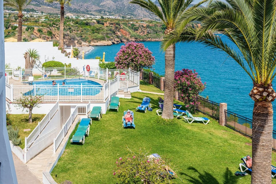 TUHILLO 3B MENYBER Apartment in Nerja