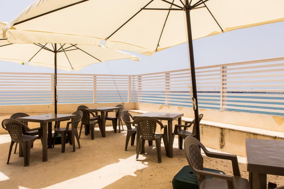View (from property/room), Balcony/Terrace, Sea view, Street view