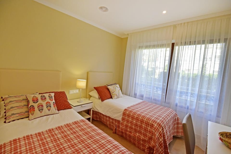 New apartamento Bajo en Isla de la Toja. Apartment in O Salnés