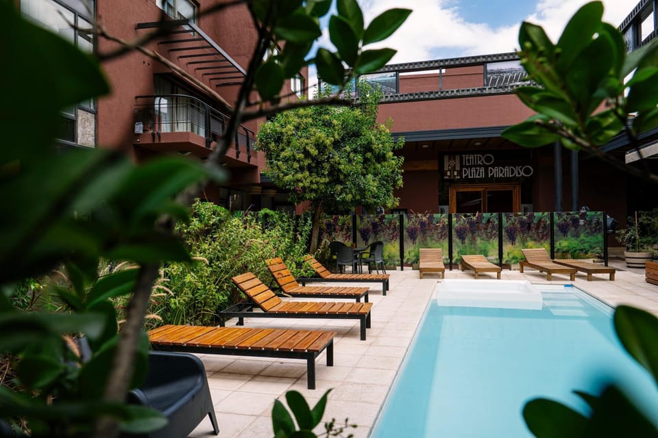 Balcony/Terrace, Swimming pool, sunbed