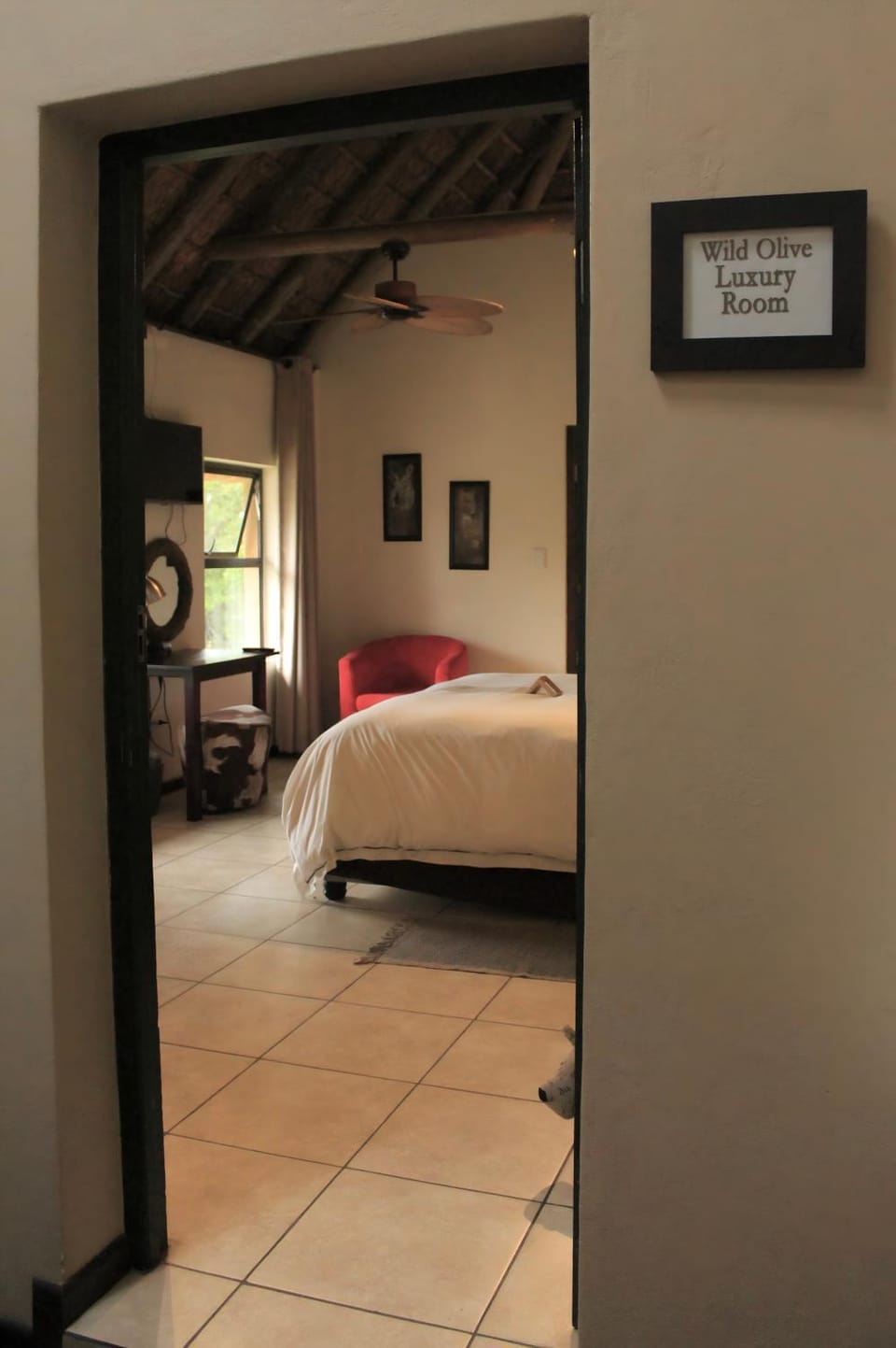 TV and multimedia, Bedroom, Garden view