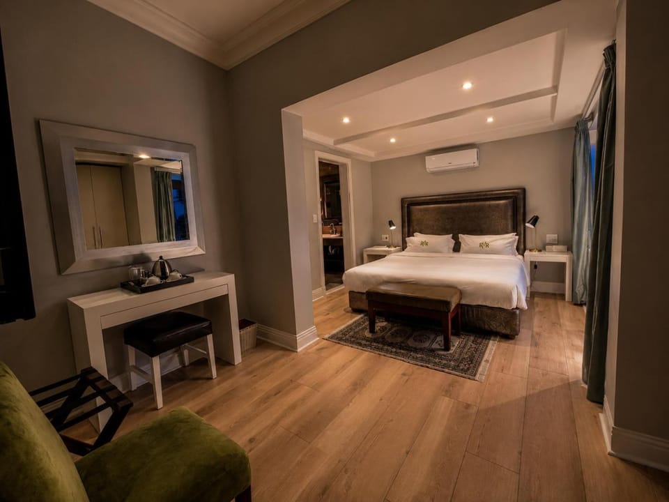 Bed, Bathroom, Coffee/tea facilities, Balcony/Terrace, Photo of the whole room, Bedroom, hair dryier, air conditioner