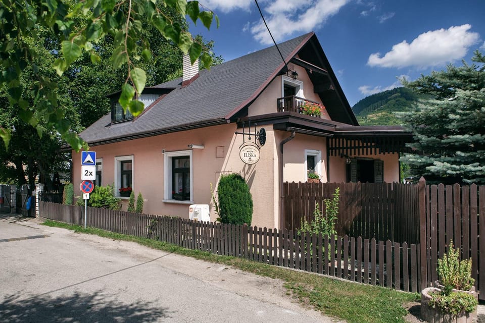Prázdninový dom Eliška*** House in Slovakia
