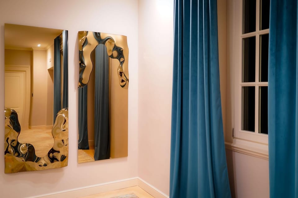 Lobby or reception, hair dresser