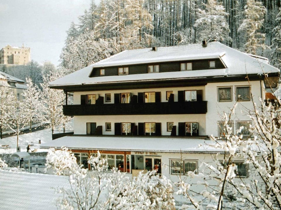 Property building, Winter