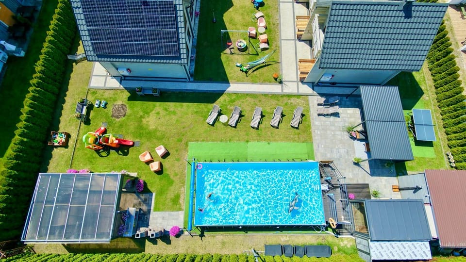 Natural landscape, Bird's eye view, Garden view, Pool view, Swimming pool, sunbed