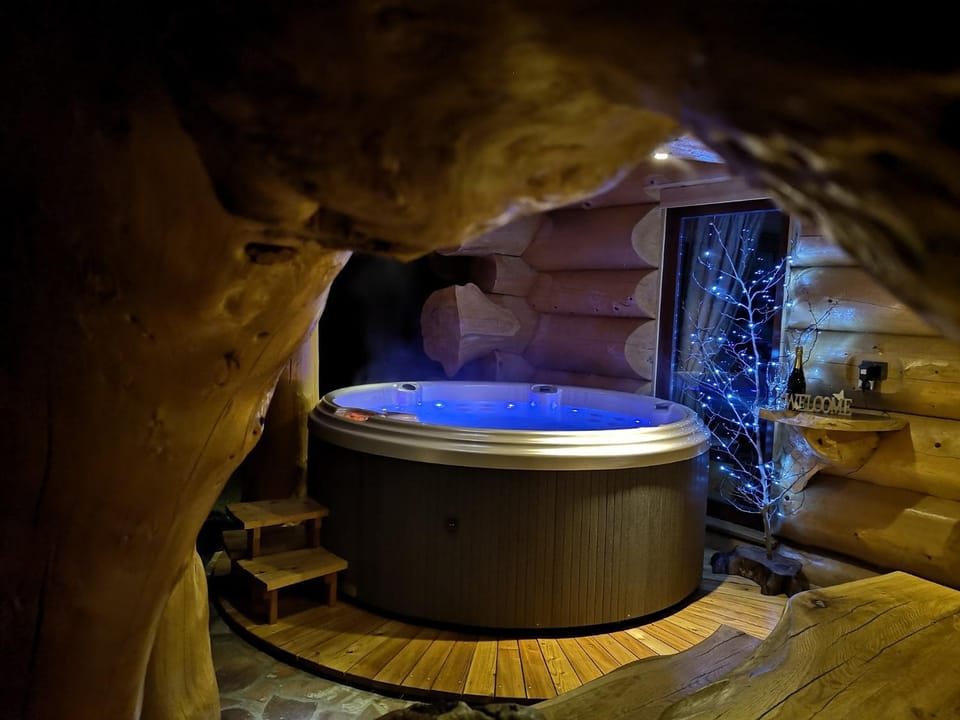 Hot Tub, Hot Tub, Spa and wellness centre/facilities