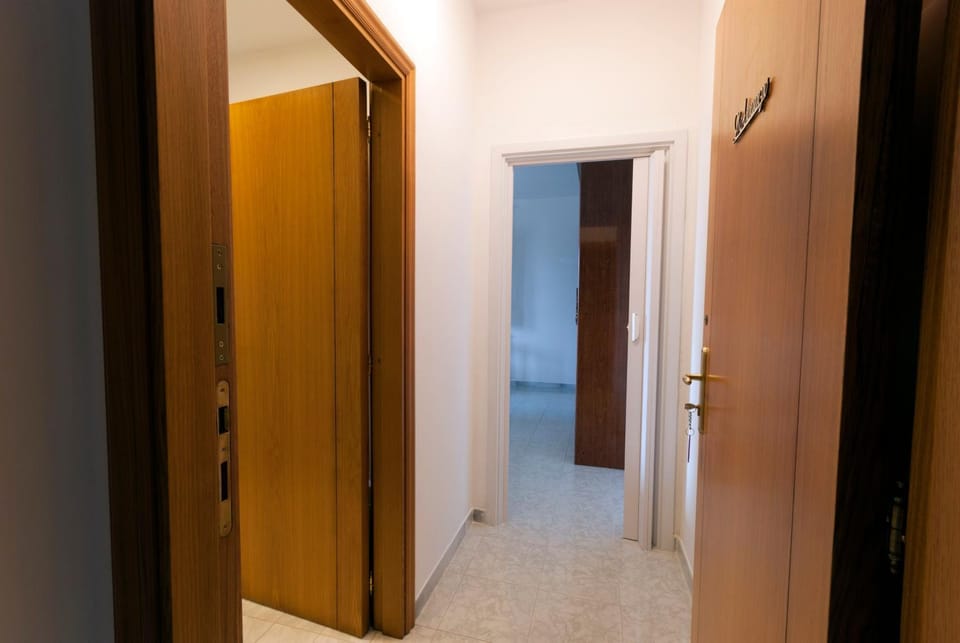 Decorative detail, Bedroom