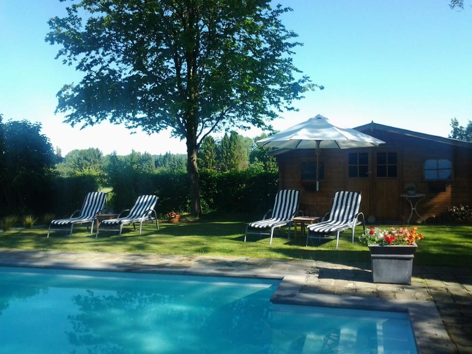 Pool view, Swimming pool