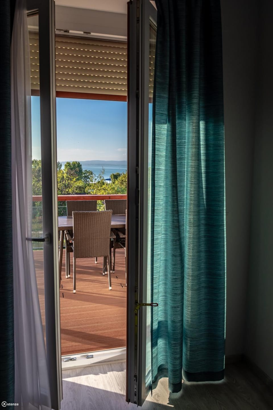 Balcony/Terrace, Lake view