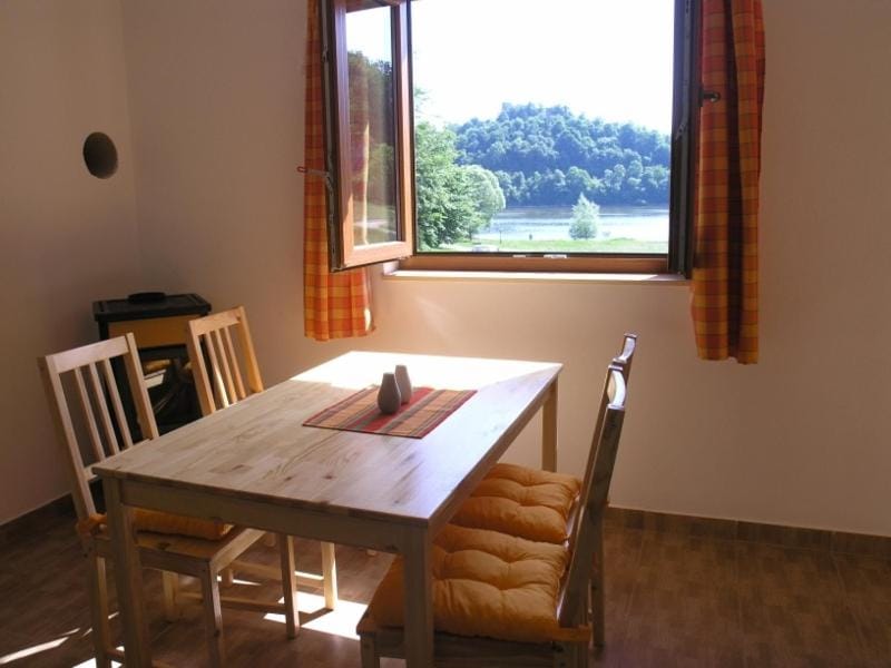 Dining area, Lake view