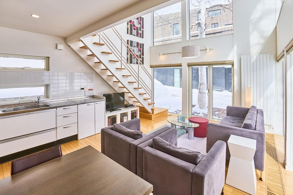 Living room, Seating area, Dining area, kitchen