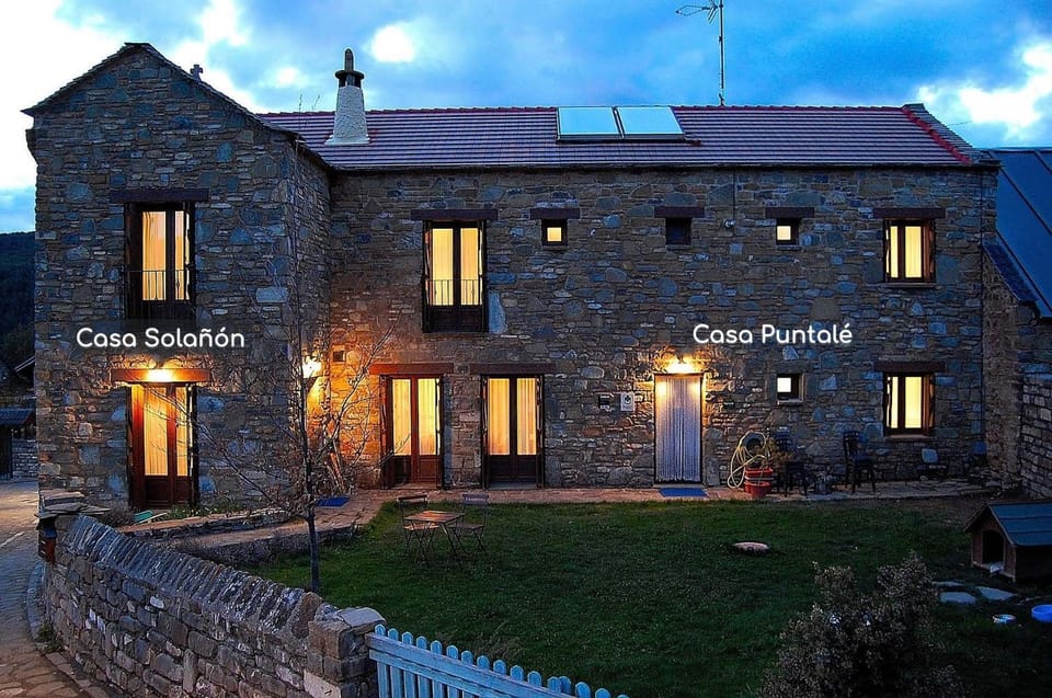 Casa Rural Estarrún Country House in Aragon