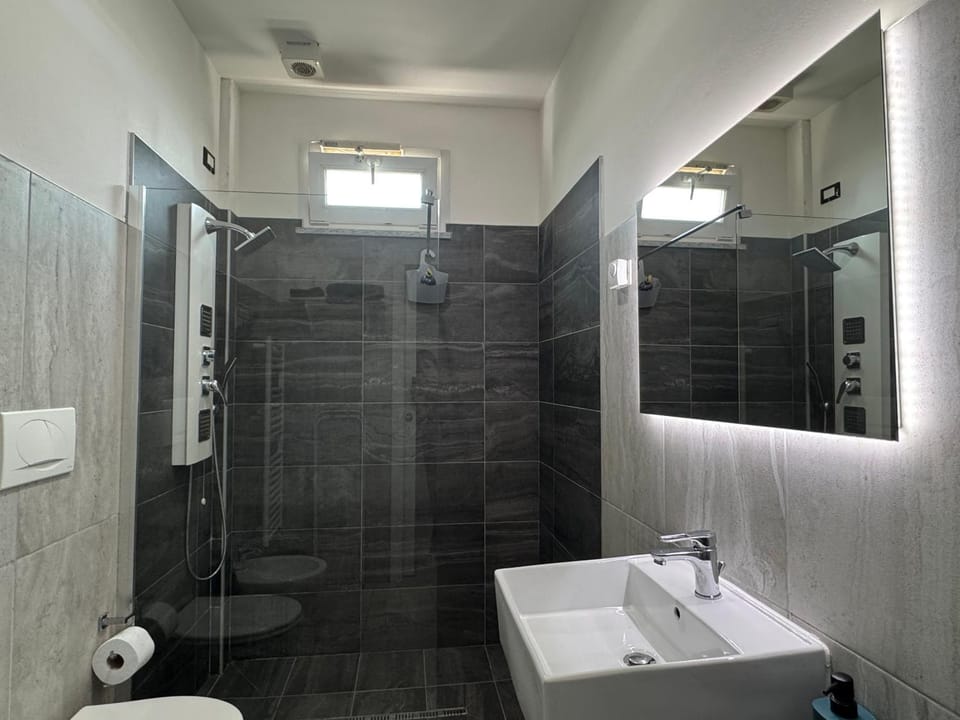 Garda Relais Luna Blu Bed and Breakfast in Peschiera del Garda