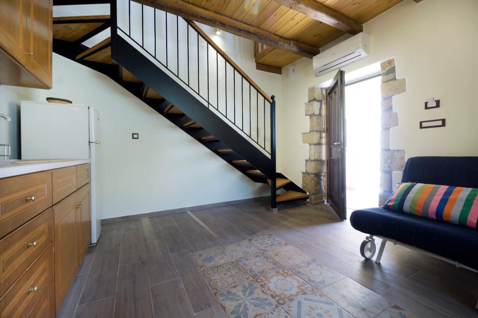Kyriaki's Traditional House Country House in Crete