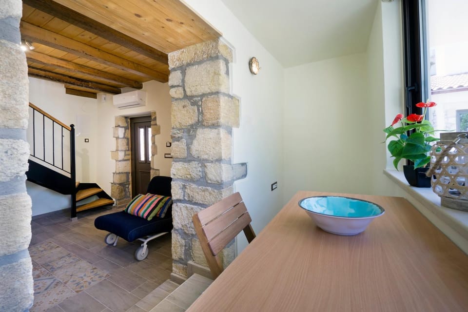 Kyriaki's Traditional House Country House in Crete