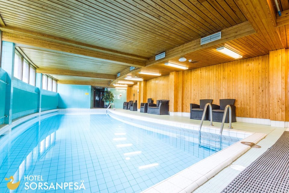 Swimming pool, Swimming pool