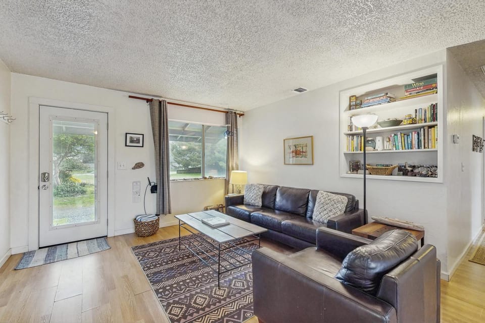 Coastal Conifer Hideaway House in Mendocino County