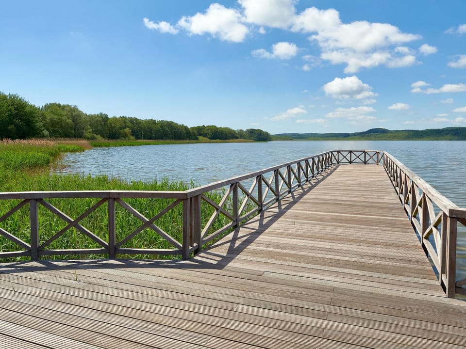 Nearby landmark, Natural landscape