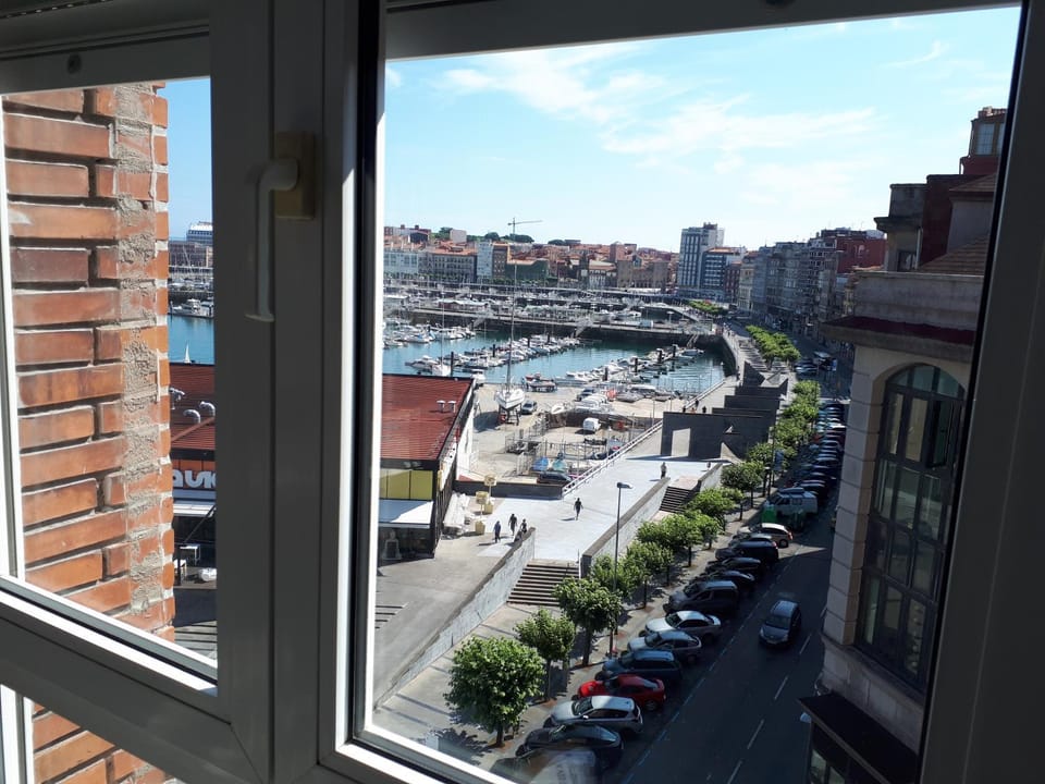 Property building, Dining area, On site, Sea view, Sea view