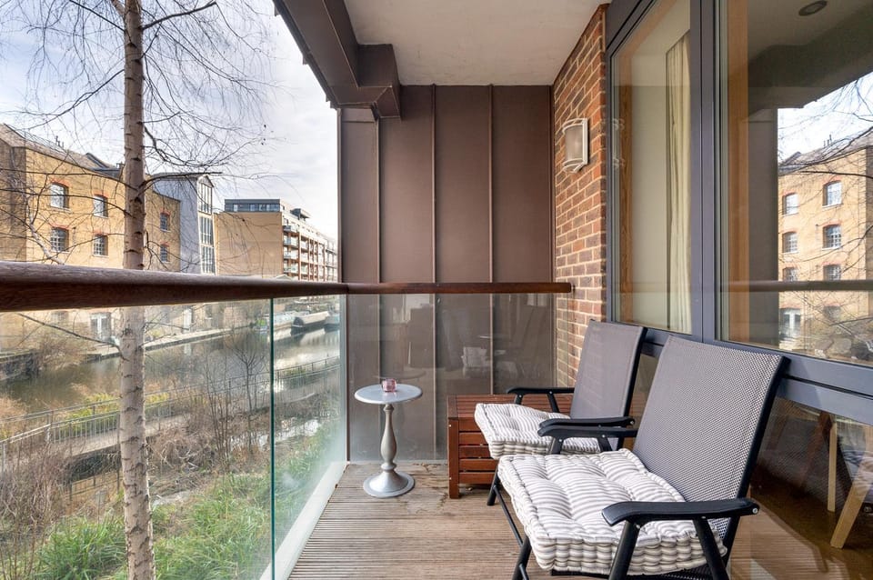 View (from property/room), Balcony/Terrace