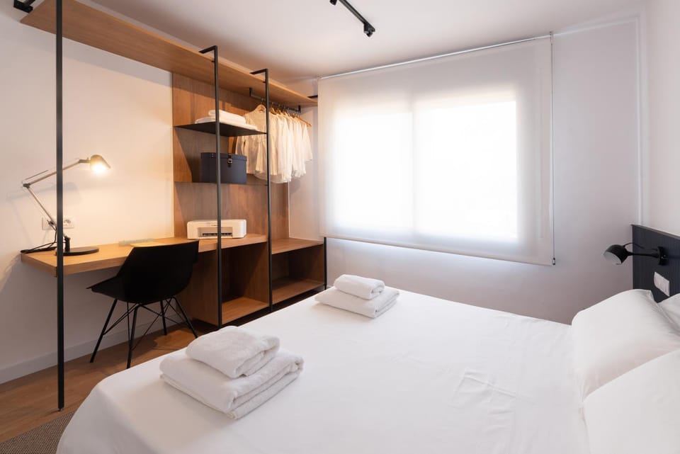 Bedroom, Area and facilities