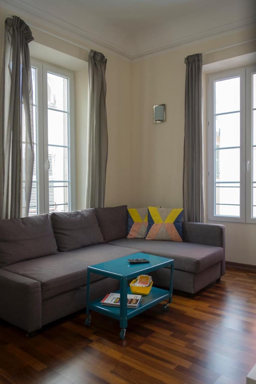 Magnifiques Appartements au coeur du Vieux Nice Apartment in Nice