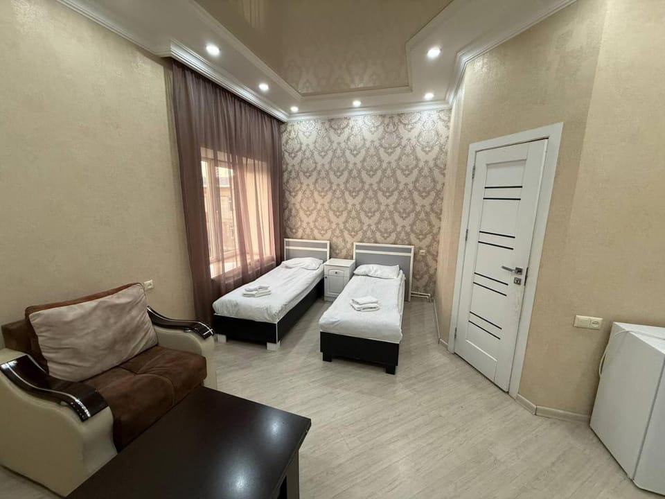 Bed, Seating area, Bedroom