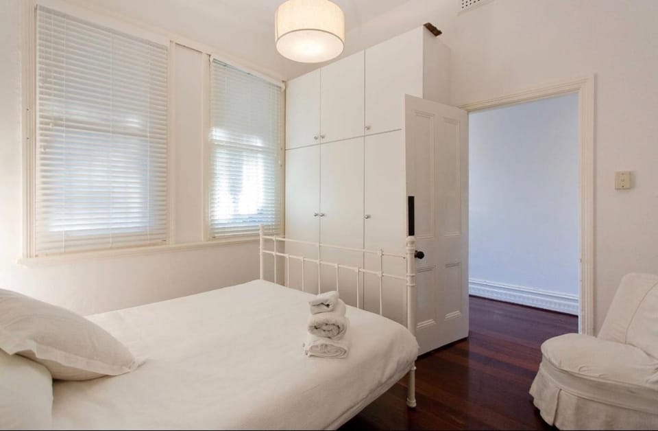 Gorgeous Subiaco cottage House in Perth