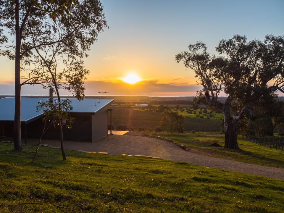 Shadow Creek McLaren Vale Villa in Willunga