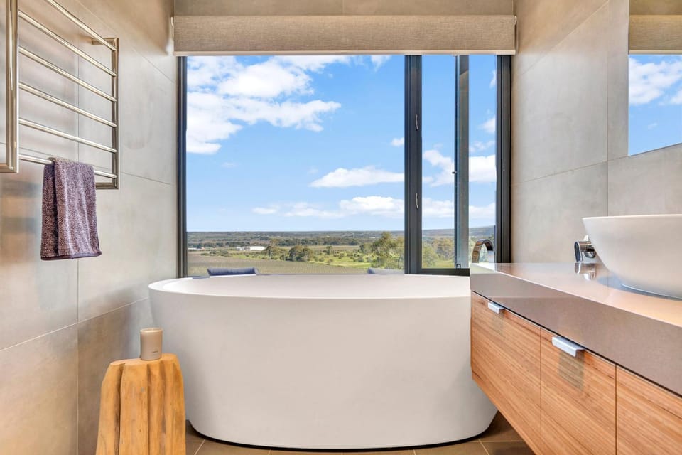 Shadow Creek McLaren Vale Villa in Willunga