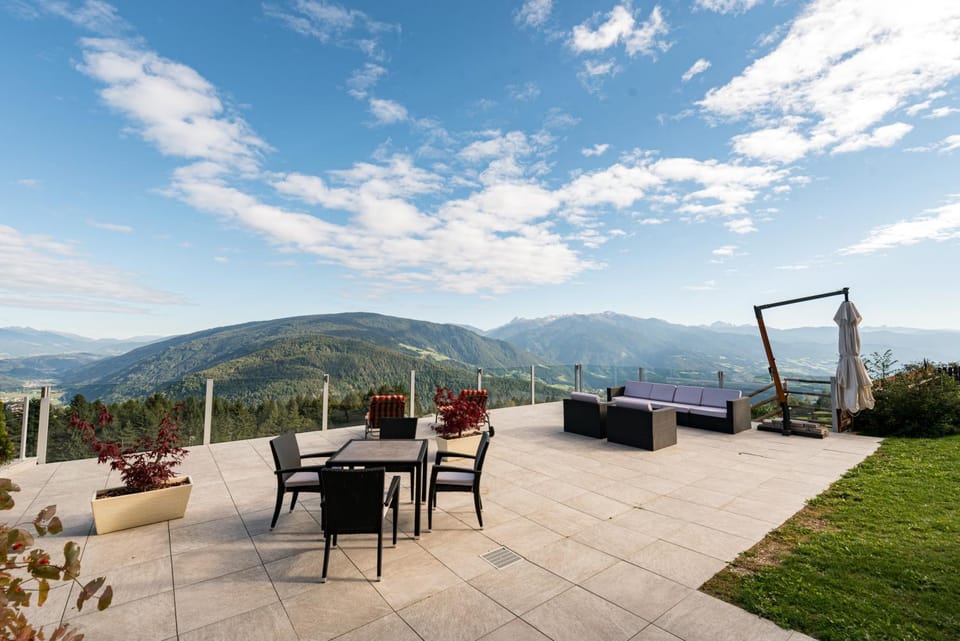 Garden, Mountain view