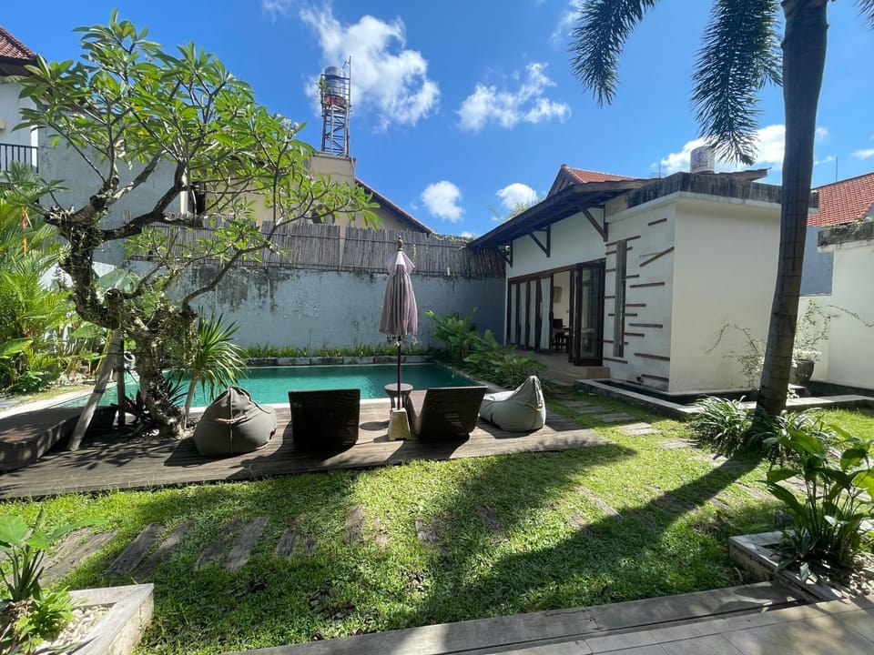 Balcony Living Apartment Apartment hotel in North Kuta