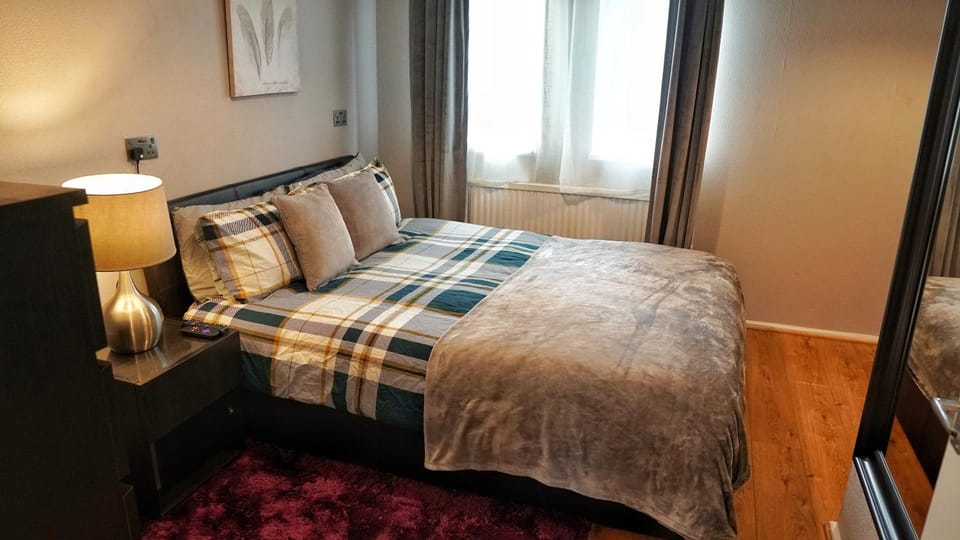 Spring, Day, Photo of the whole room, Bedroom, On site, Garden view