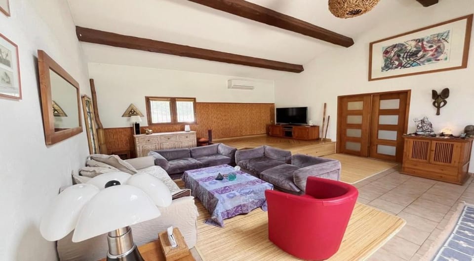 Villa au calme sans vis à vis Villa in Fayence