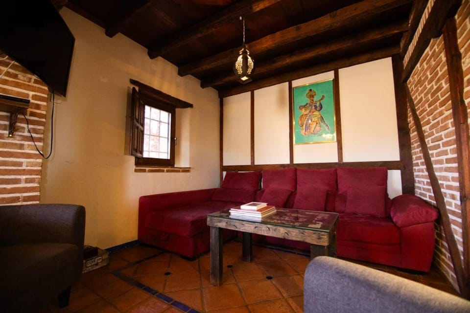 TV and multimedia, Living room, Lounge or bar