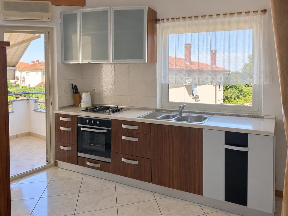 kitchen, kitchen