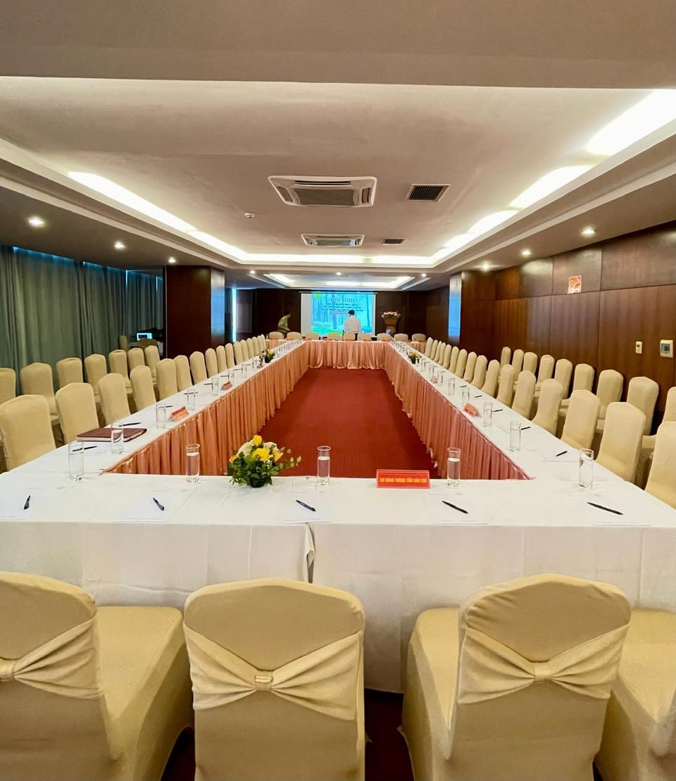 Meeting/conference room