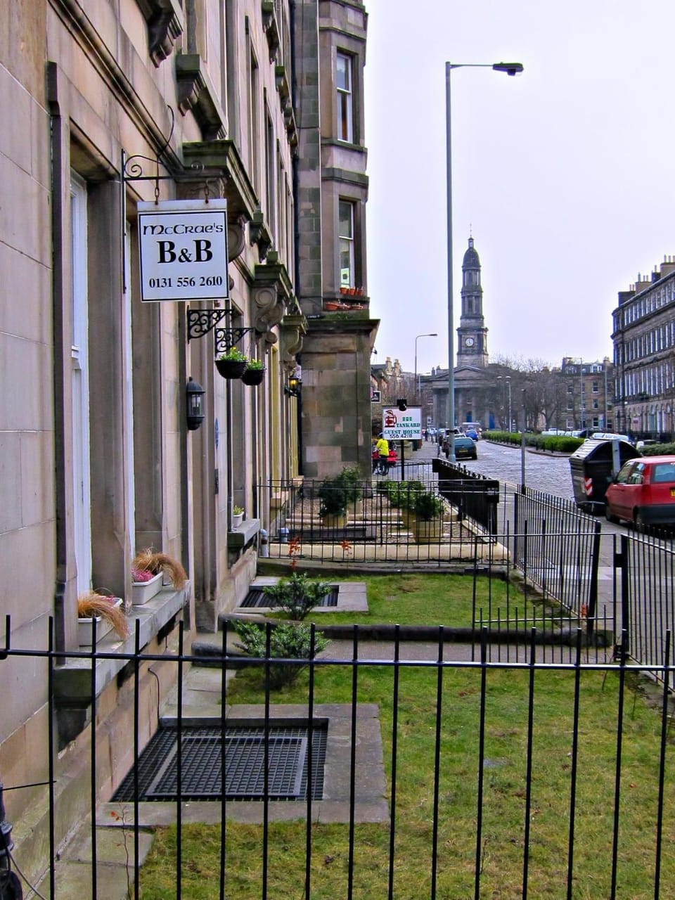 Facade/entrance, Neighbourhood